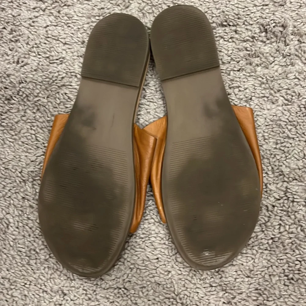 Sandals - Picture 3 of 3